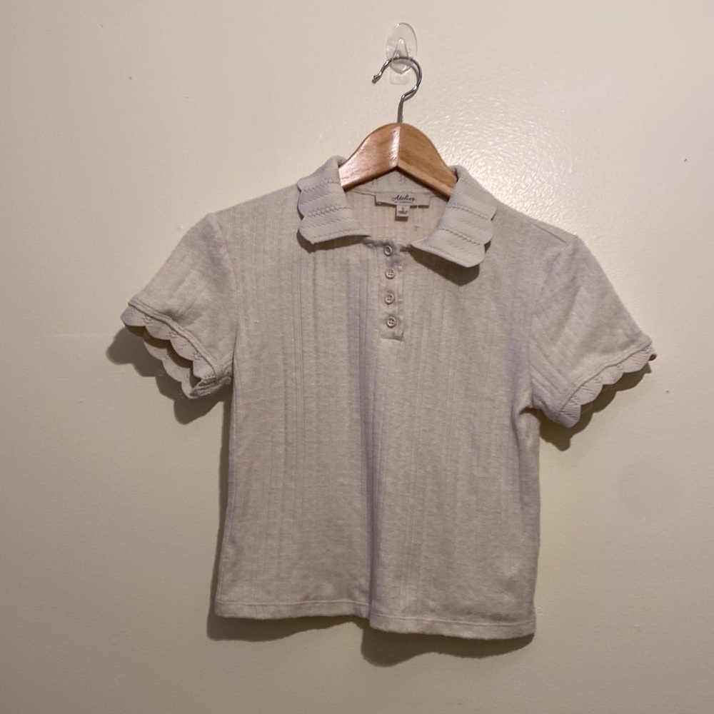 ATELIER BY KIRIOUS POLO STYLE KNIT TOP. Size S